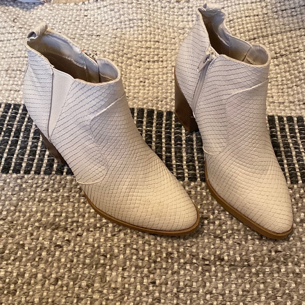 Off white booties
